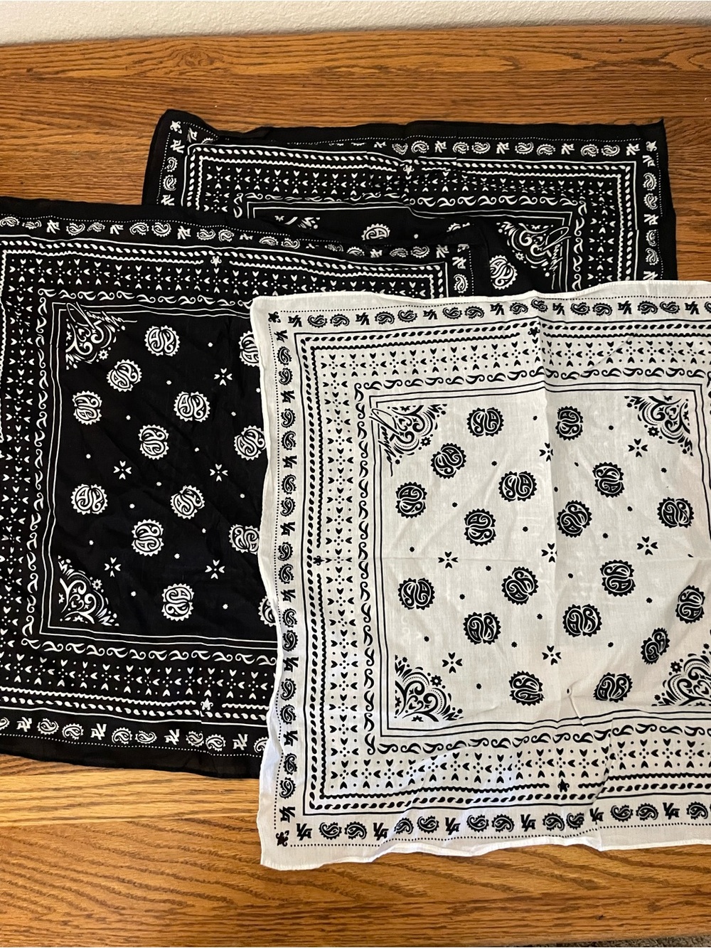 Youngla Black and White Paisley Bandanas - Set of 3